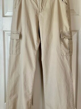 Sonoma Women's Tan Cargo Pants with Side Pockets